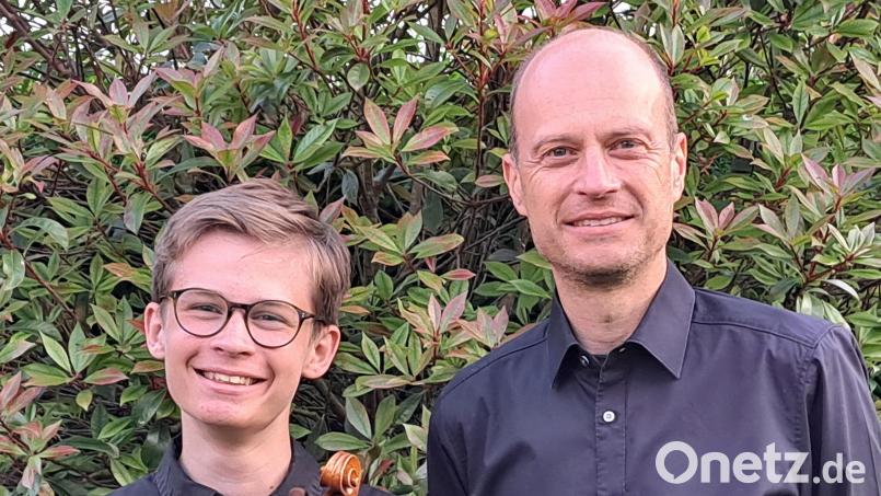 Vater und Sohn: Clemens und Marcus Reißenweber treten beim Konzert des Kammermusikkreises Waldsassen im Harmoniesaal auf. Bild:  Kammermusikkreis Waldsassen/exb