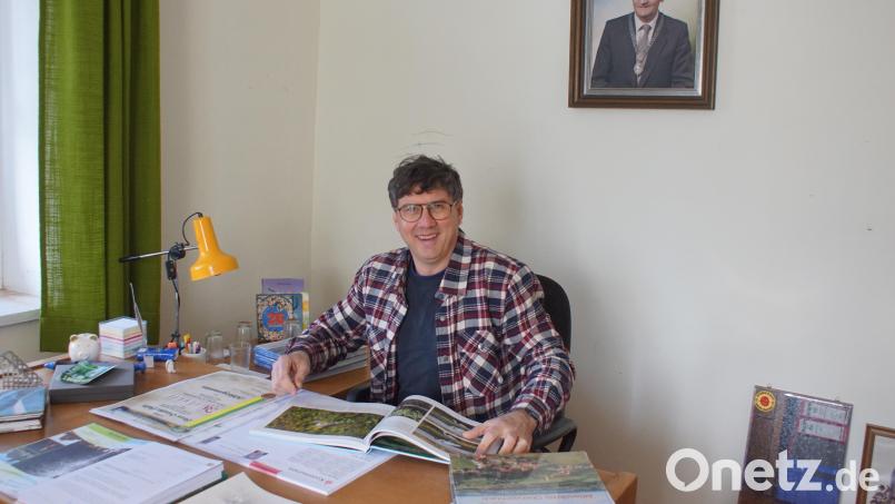 Bürgermeister Gerald Reiter, hier im Amtszimmer der ehemaligen Gemeindekanzlei, beendet im kommenden Jahr sein kommunalpolitisches Engagement. Bild: mmj