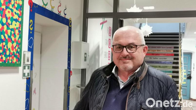 Am Sonntag hat Reinhard Mixl noch in Schwandorf seinen eigenen Stimmzettel abgegeben. Inzwischen ist er schon in Berlin. Bild: Portner