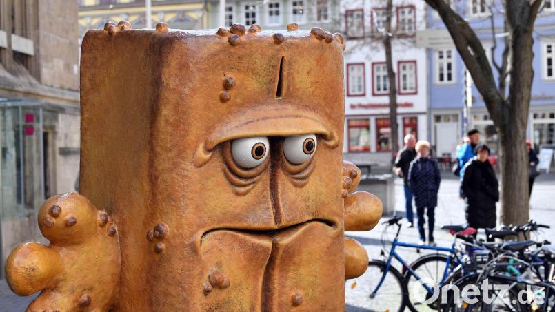 Die längst nicht nur bei Kindern beliebte Figur Bernd das Brot des öffentlich-rechtlichen Kindersender Kika wird 25 Jahre alt. (Archivbild) Bild: Martin Schutt/dpa-Zentralbild/dpa