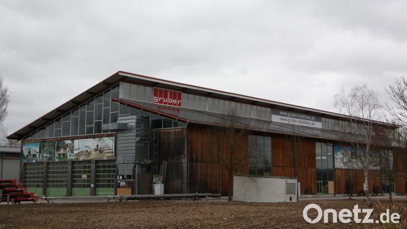 FischerHaus übernimmt den insolventen Holzhausbauer Gruber. Bild: Elisabeth Geiling-Plötz/exb