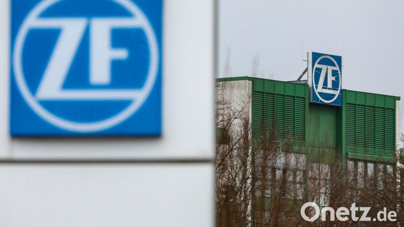 Der ZF-Standort in Auerbach kommt nicht zur Ruhe: Nun gibt es offenbar Überlegungen des Konzerns, die Antriebssparte zu verkaufen. Das würde auch Auerbach betreffen. Bild: Wolfgang Steinbacher