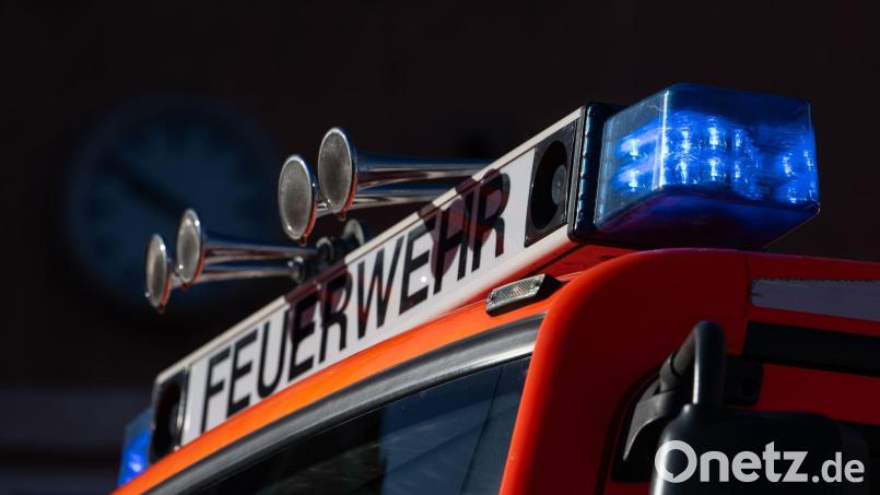 Große Aufregung herrschte am Dienstagabend in Waldershof. Wegen eines Gasaustritts sind die Feuerwehren Waldershof und Mitterteich alarmiert worden. Symbolbild: Marijan Murat/dpa