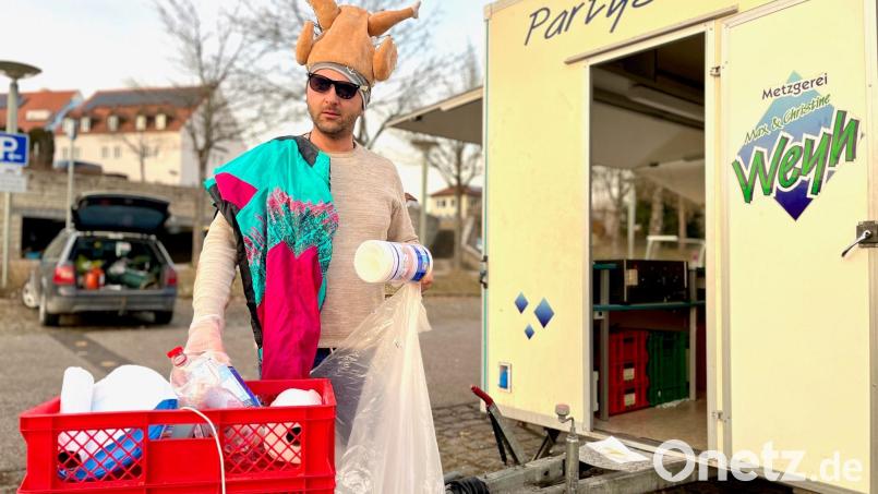 Jetzt erst recht: Für viele Oberpfälzer scheint der Fasching in diesem Jahr eine willkommene Flucht aus dem Chaos der Welt gewesen zu sein. Bild: Gabi Schönberger