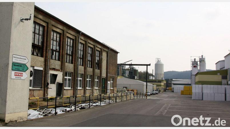 Der Zweckverband Müllkraftwerk Schwandorf kann sich vorstellen am Standort der insolventen Fluorchemie in Stulln, in einem neuen Verfahren Schlacke weiter auf zu bereiten. Archivbild: td