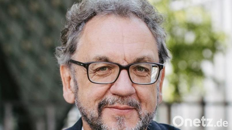 Das neue Buch „Den Frieden gewinnen“ von Heribert Prantl dient als Grundlage für seinen Vortrag im Musikomm. Bild: Nina Tenhumberg/exb