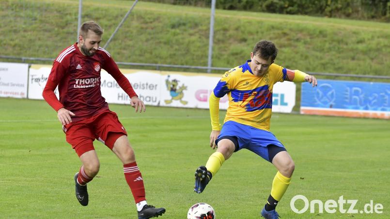 Maximilian Brunner (links/Szene aus dem Spiel gegen Schnaittenbach) und die Pfreimder stehen im Kreispokal-Finale. Archivbild: Hubert Ziegler