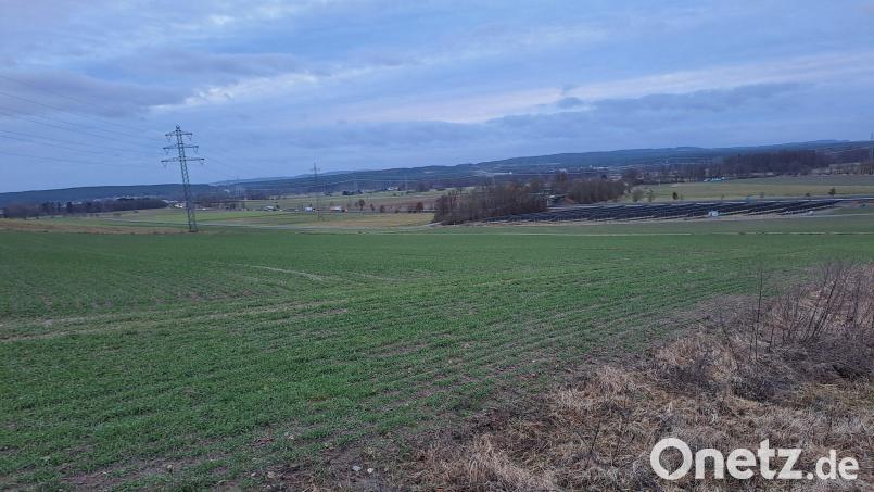 Auch für den Solarpark Pischeldorf Süd gab der Gemeinderat Pirk grünes Licht. Bild: Gottfried Blank/exb