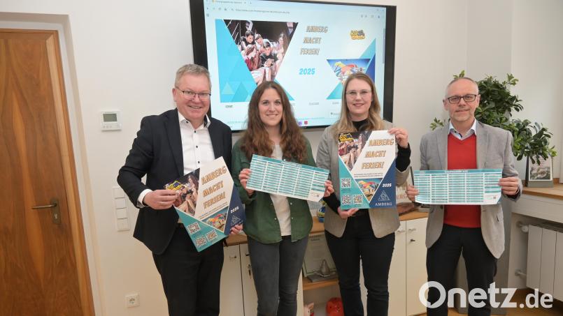 Bei der Vorstellung des Amberger Ferienprogramms (von links): Michael Cerny (Oberbürgermeister), Katrin Cislaghi (Sachgebietsleitung Kommunale Jugendarbeit Amberg), Susanne Augustin (Leiterin des Referats Jugend, Senioren und Soziales), Thomas Boss (Jugendamtsleiter), Susanne Augustin (Leiterin des Referats Jugend, Senioren und Soziales). Bild: Thomas Graml/Stadt Amberg