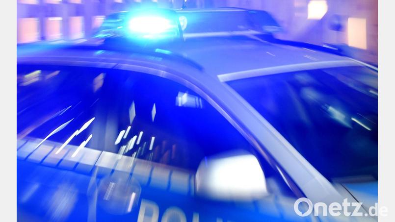 Graffitischmierer waren am Schulgelände in Marktredwitz unterwegs. Die Polizei ermittelt und sucht Zeugen. Symbolbild: Carsten Rehder/dpa