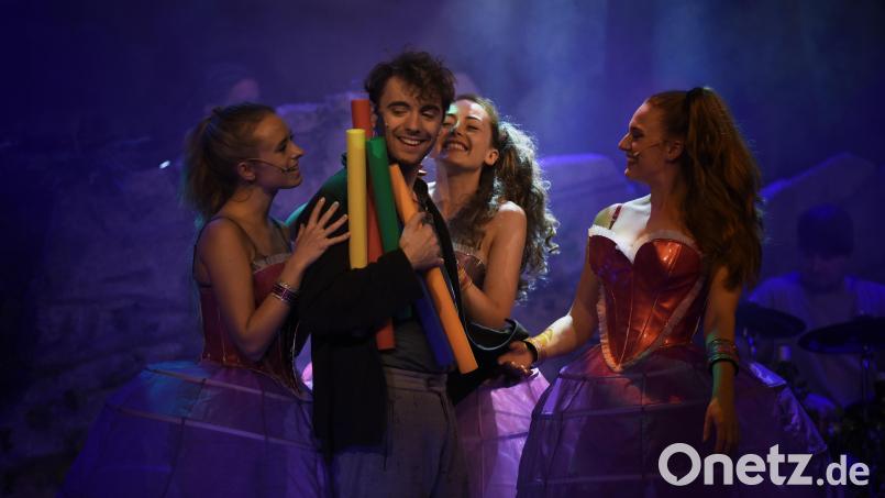 Die Opernwerkstatt am Rhein zeigt im Stadttheater Amberg &quot;Peer Gynt&quot; als Rockmusical. Bild: Opernwerkstatt am Rhein/exb