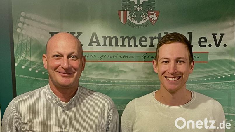 Sportdirektor Tobias Rösl (links) holte Johannes Badura zurück zur DJK Ammerthal. Bild: rba