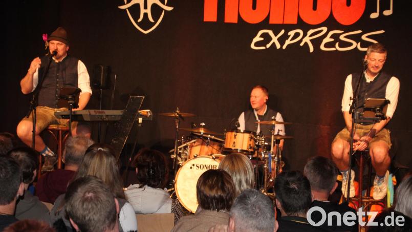 Der Horrido-Express gastiert am 4. April in Ilsenbach mit seinem neuesten Kabarett-Programm. Musik gibt es dabei natürlich auch. Archivbild: Konrad Rosner