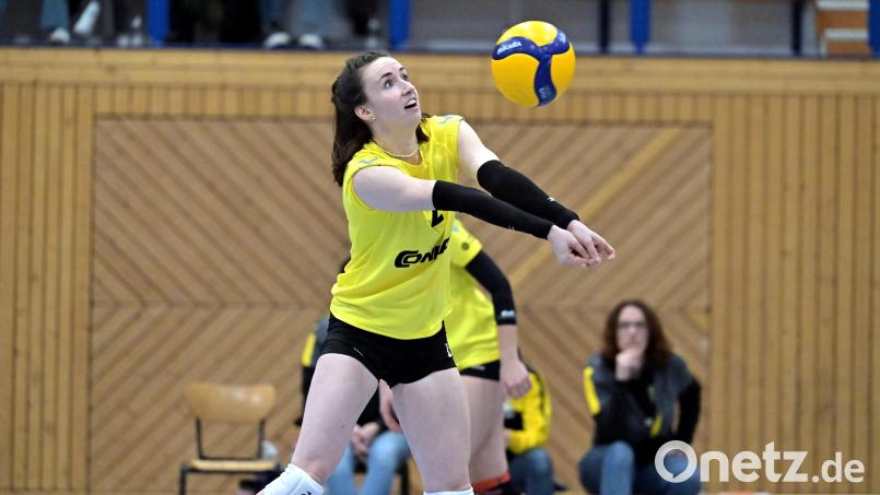 Elli Kiehn (Szene aus dem Spiel gegen Rosenheim) wurde im Spiel in Erfurt zur besten Spielerin auf Seiten des SV Hahnbach gewählt. Bild: Hubert Ziegler