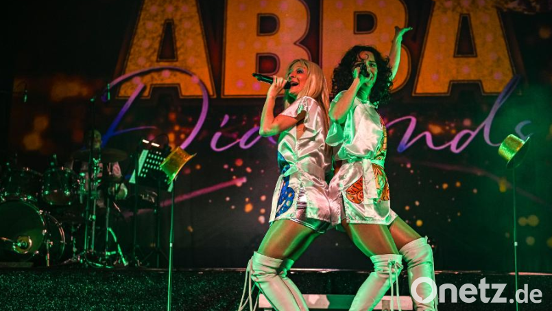 Abba Diamonds begeistert mit Abba-Welthits aus vergangenen Zeiten. Bild: Steve Vivash