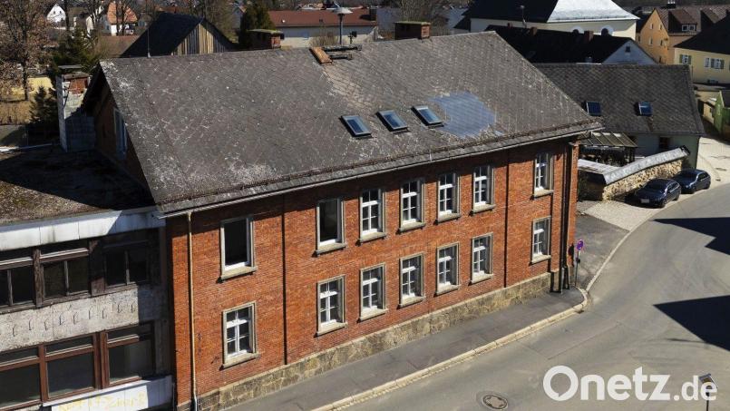 Aus dem ehemaligen Rio-Gebäude in Waldershof soll ein Kulturhaus werden - ein Treffpunkt aller Generationen. Bild: Wolfgang Erhart/exb