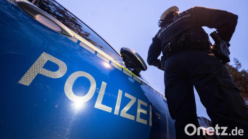 Die Polizei hat einen 22-Jährigen aus dem Verkehr gezogen, weil er ohne Führerschein unterwegs war. Bild: Marijan Murat/dpa
