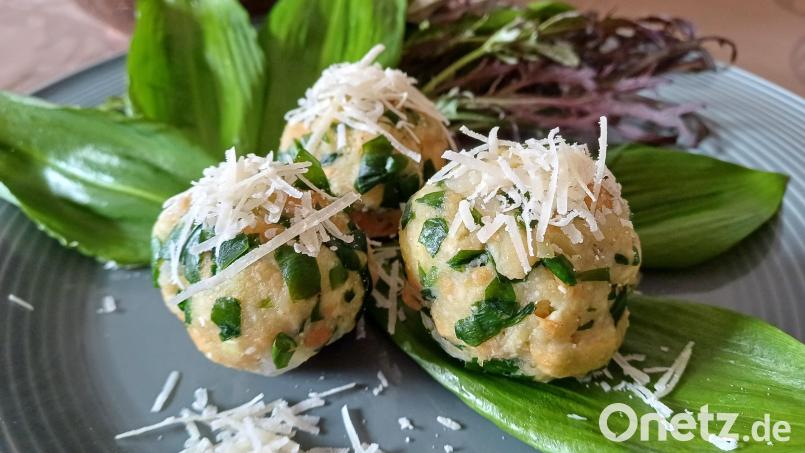 Bärlauch-Knödel passen wunderbar in die Jahreszeit, denn jetzt beginnt die Saison. Bild: Dorothea Hartmann/exb