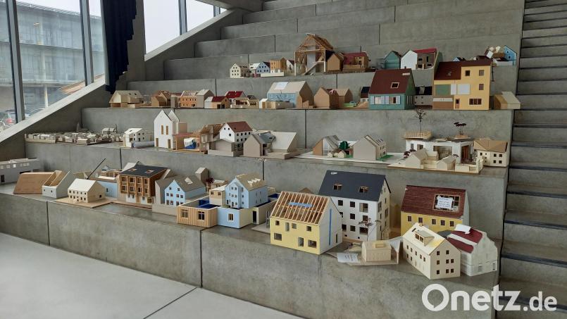 Die Modelle der Objekte stehen noch in Regensburg an der OTH . Bild: Christian Karl/exb