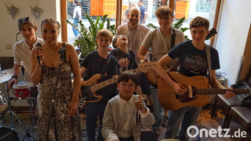 Die Schülerband namens Blesk spielt am Freoitag, 28. März, im Club La Vida in Amberg. Bild: Von Koenen