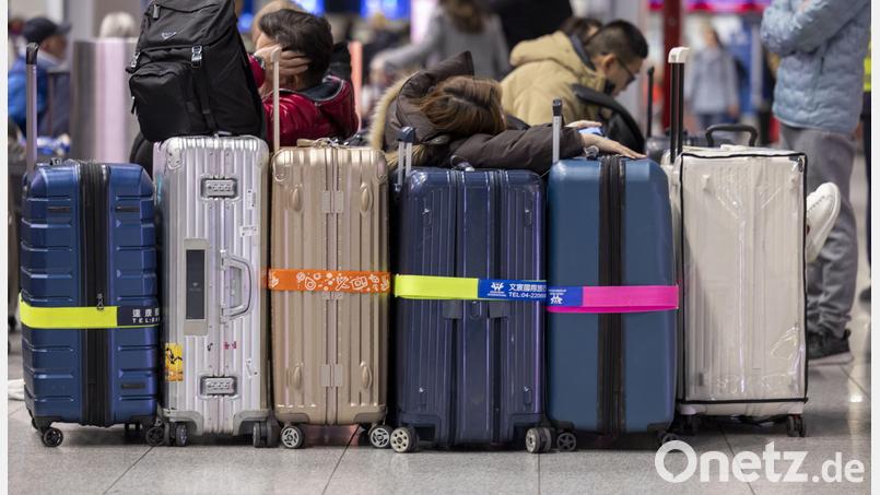 Kommt der Koffer weg, haftet die Airline dafür. Symbolbild: Thomas Banneyer/dpa
