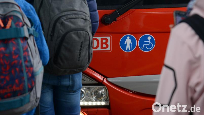 Die Haltestelle &quot;Gebenbach, Schule&quot; in Gebenbach kann bis 24. April nicht angefahren werden. Darüber informierte der ZNAS in einer Pressemitteilung. Bild: Petra Hartl