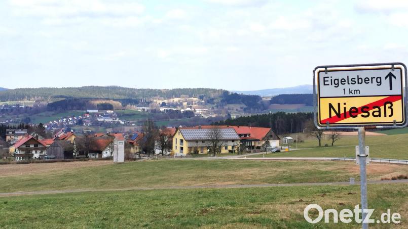 Im Oberviechtacher Ortsteil Niesaß wird es ebenso wie in Pullenried und Wildeppenried erst ab 2030 schnelles Internet geben. Schuld daran ist die Telekom. Bild: Portner