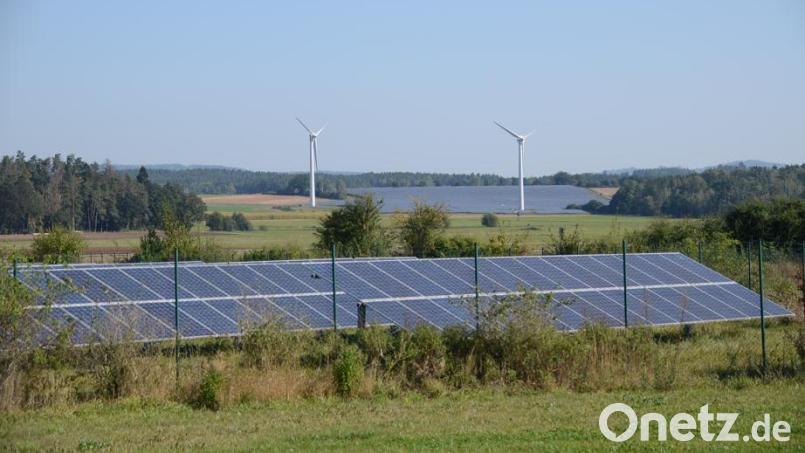 Am Ausbau der Photovoltaik scheiden sich in Speichersdorf die Geister. Archivbild: Arnold Koch