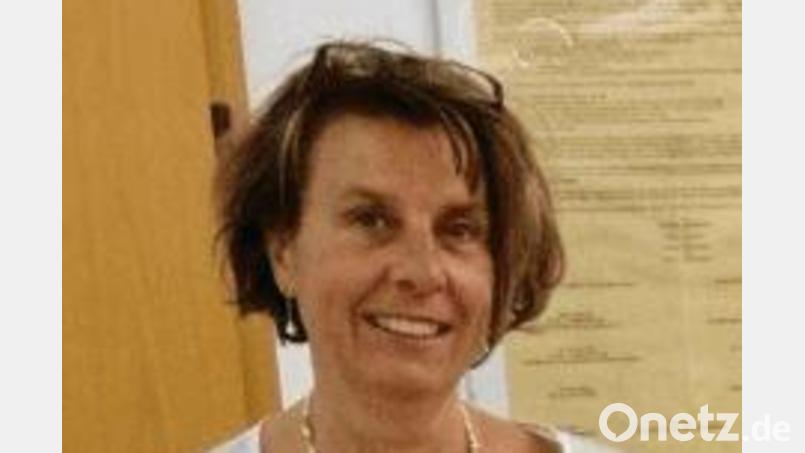 Von links: Caritas-Geschäftsführer Günther Koller, Verwaltungsleiterin Birgit Singer-Grimm, Abgeordnete Susanne Hierl, stellvertretende Pflegedienstleiterin (PDL) Ulrike Meier (Sozialstation) und PDL Katharina Morgenstern (Tagespflege). Bild: Abgeordnetenbüro Hierl/exb