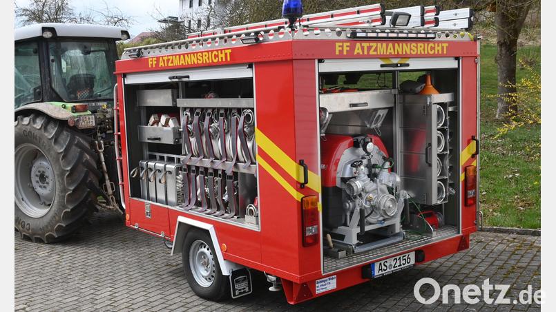 Der 20 Jahre alte Tragkraftspritzen-Anhänger der Feuerwehr Atzmannsricht soll durch eine Gerätewagten-Tragkraftspritze ersetzt werden, denn bei einer Tagesalarmierung wurde es für die Aktiven immer schwieriger, ein geeignetes Zugfahrzeug für den Anhänger zu finden. Bild: gf