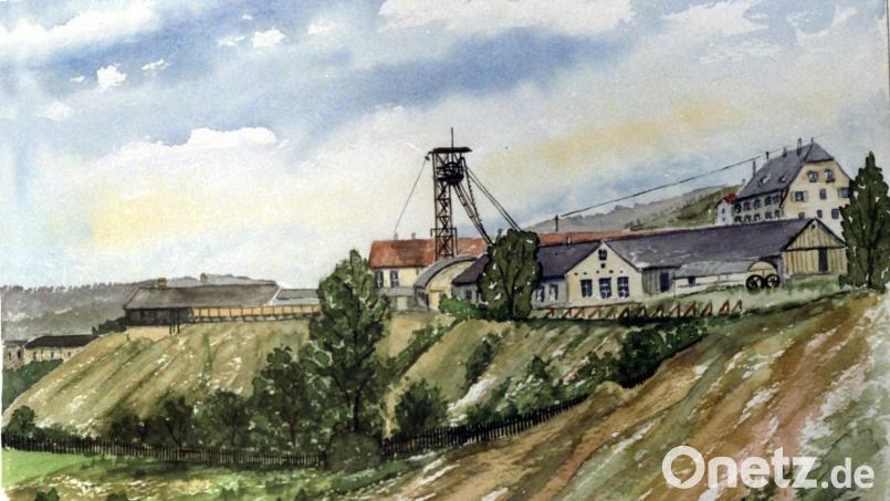Der Klenzeschacht im Grubenfeld Karoline war viele Jahre das wichtigste Bergwerk in Sulzbach-Rosenberg. Bis 1958 wurden dort täglich bis zu 2000 Tonnen Eisenerz gefördert. 1000 Bergleute fuhren dort jeden Tag in die Grube ein. Obwohl diese glorreiche Zeit des Bergbaus längst vorbei ist, rückt die Stadt Sulzbach-Rosenberg nun erneut in den Mittelpunkt der Bergbaugeschichte in Deutschland. Bild: Zeichnung: Hutterer/Repro: Andreas Royer