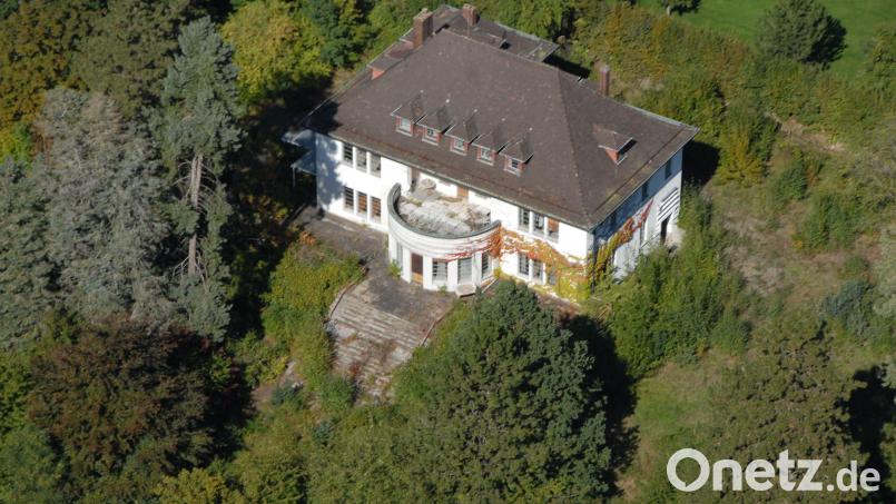 Das 7500 Quadratmeter große Gelände ist seit rund 20 Jahren ungenutzt. Hier ein Luftbild aus dem Jahr 2009. Archivbild: Michael Ascherl