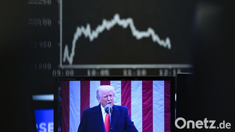 Donald Trump und die Börse: Robert Beer äußert sich zu beidem im Interview. Symbolbild: Arne Dedert/dpa