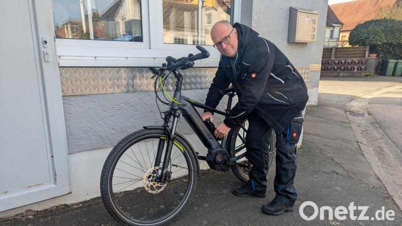 Nach der langen Standzeit über den Winter sollte man sein Rad einmal durchchecken - Fahrradhändler Robert Kostner weiß, worauf man achten muss. Bild: wrl