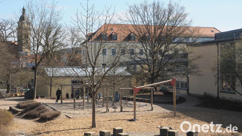 Schon im nächsten Jahr soll mit dem Abriss der Grundschule in Auerbach begonnen werden – gefolgt vom Neubau. Bild: Klaus Trenz