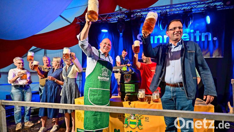 &quot;Hoch die Krüge&quot;, heißt es heuer beim Marktredwitzer Volksfestl, der Alternative zum gewohnten Schützenfest. Bild: Archiv Florian Miedl/fph