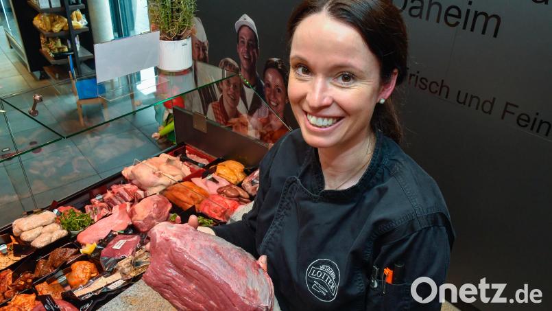 In der Metzgerei von Christine Lotter in Amberg wird überwiegend Schweinefleisch verlangt, vor allem im Sommer. Bild: Petra Hartl