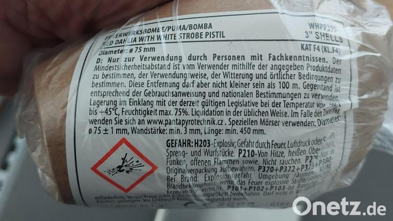 Diese Kugelbombe, die Fahnder der Bundespolizei bei einer Fahrzeugkontrolle in Waldsassen beschlagnahmten, enthält eine Nettoexplosivmasse von über 150 Gramm. Bild: Bundespolizeiinspektion Waidhaus/exb