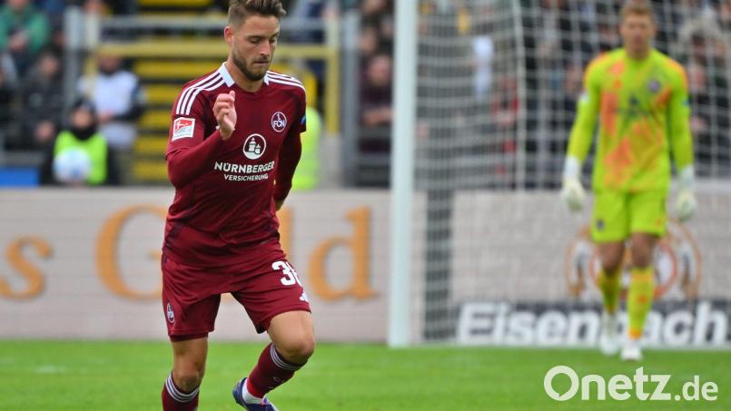 Lukas Schleimer verlässt den 1. FC Nürnberg. Bild: Jan-Philipp Strobel/dpa