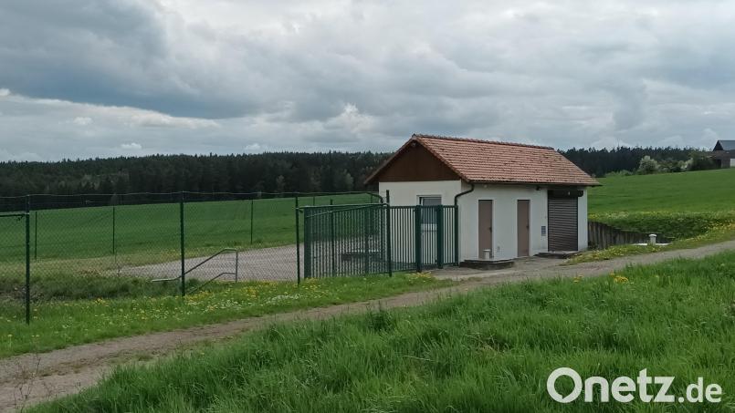 Die Friedersreuther Kläranlage soll nicht zum Pumpwerk rückgebaut werden. Zu dieser Empfehlung kommt eine Studie. Bild: bjp