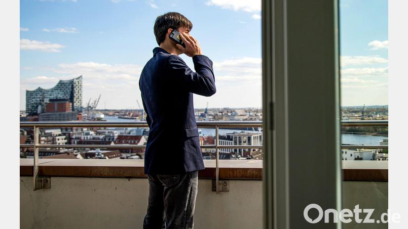 30 statt 40 Stunden? Immer mehr Unternehmen sind offen für flexible Arbeitszeitmodelle – ein Anruf kann Klarheit schaffen. Symbolbild: Christin Klose/dpa