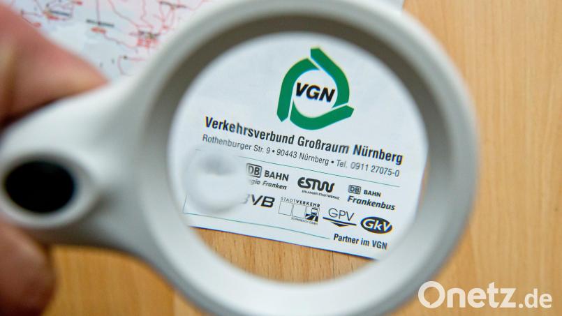 Gehören Weiden und der Landkreis Neustadt/WN ab 2026 dem VGN an? Entscheiden wird sich das wohl am Votum des Weidener Stadtrates am Montag. Symbolbild: Daniel Karmann/dpa