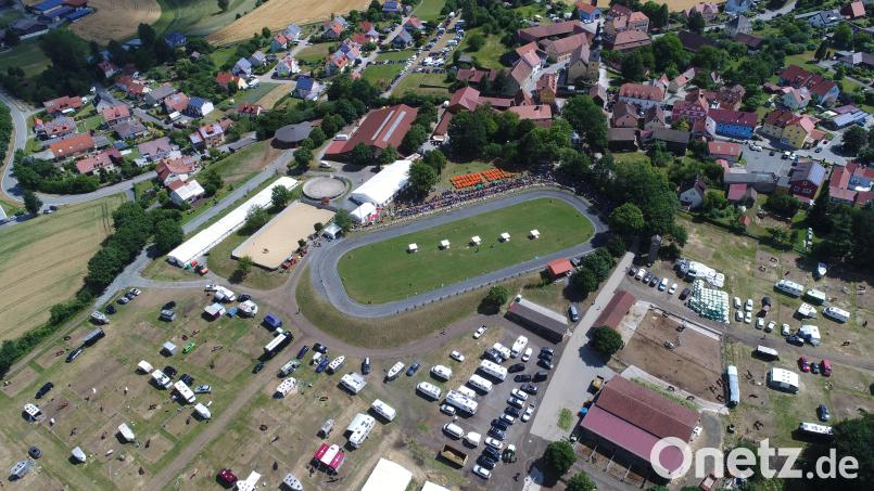 Auf dem weitläufigen Gelände des Lipperthofes in Wurz finden vom 1. bis 4. Mai die Sport- und Rennpasstage statt. Bild: Reber