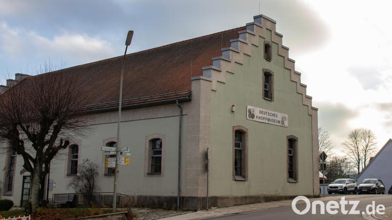 Das Deutsche Knopfmuseum in Bärnau wird ab 2025 vom Verein Via Carolina – Goldene Straße mit organisiert. Dafür wird auch neues Personal gesucht. Bild: Susanne Forster