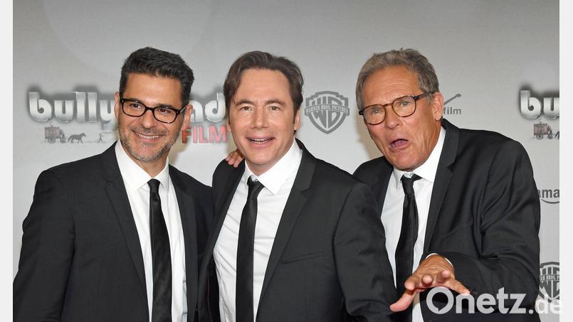 Nicht nur das Trio der „Bullyparade“, Rick Kavanian (l-r), Michael Bully Herbig und Christian Tramitz, wird in der Fortsetzung wieder von der Partie sein. (Archivbild) Bild: Ursula Düren/dpa