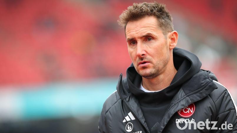 Miroslav Klose will mit Nürnberg die Sieglosserie beenden. Bild: Daniel Karmann/dpa
