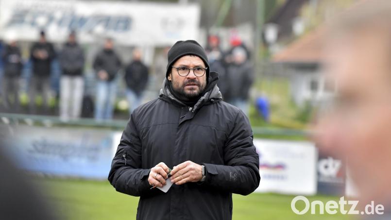 Thomas Roth hat seinen Vertrag als Trainer von Germania Amberg verlängert Archivbild: Hubert Ziegler