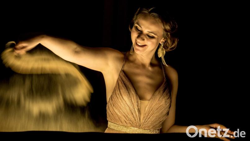 Die russische Queen of Sand beweist eine erstaunliche Präzision in ihrer Show. Bild: Hans Eder/exb
