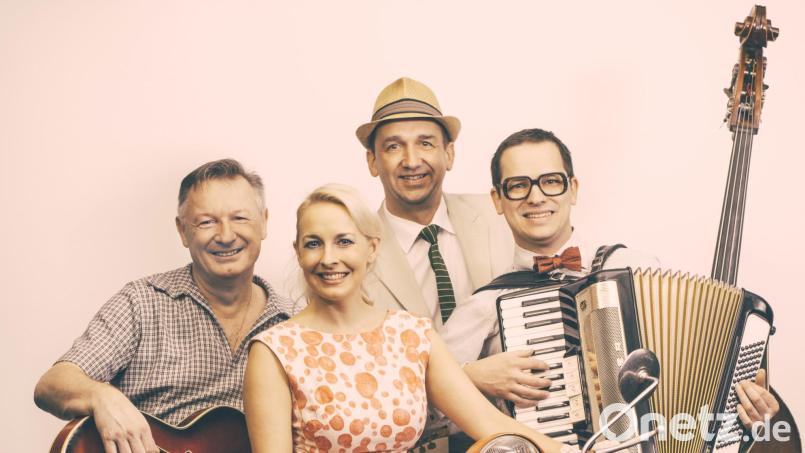 "Conny und die Sonntagsfahrer" gastieren in der Schwarzachtalhalle. Bild: Stefan Vetter/exb
