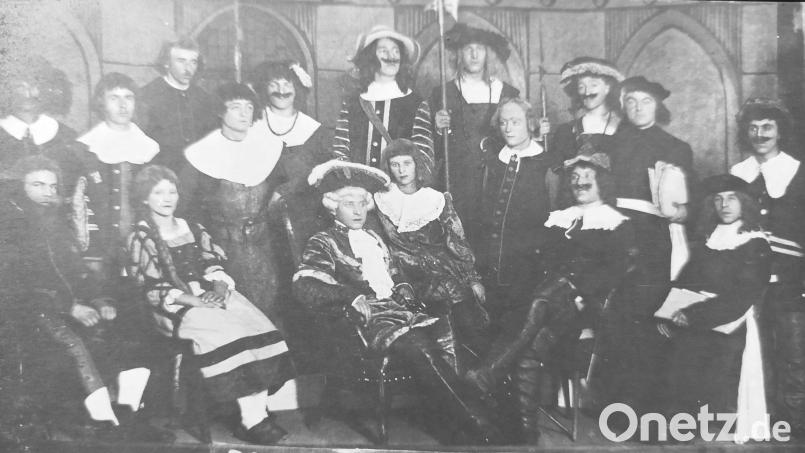 Zum Stadtjubiläum 1924 zeigten Darsteller das historische Festspiel „Erbendorfer Bergfreiheit“. Bild: Archiv Jochen Neumann